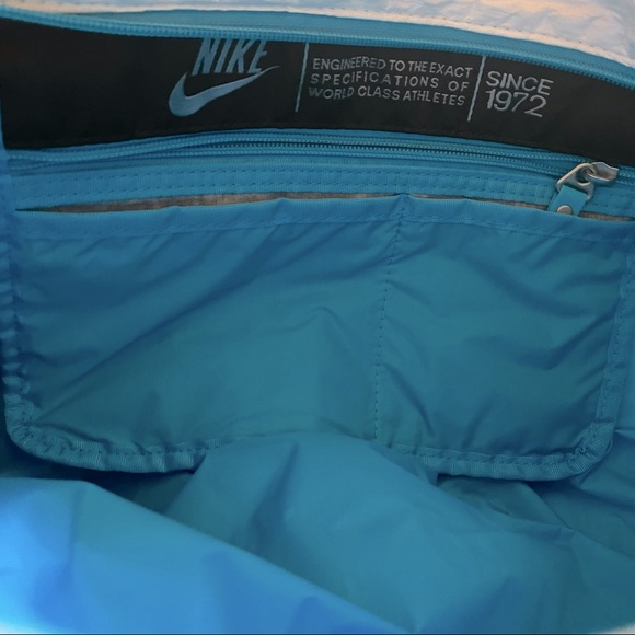 Nike bag - Picture 3 of 3